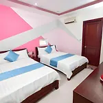 Tn Yuni Hotel